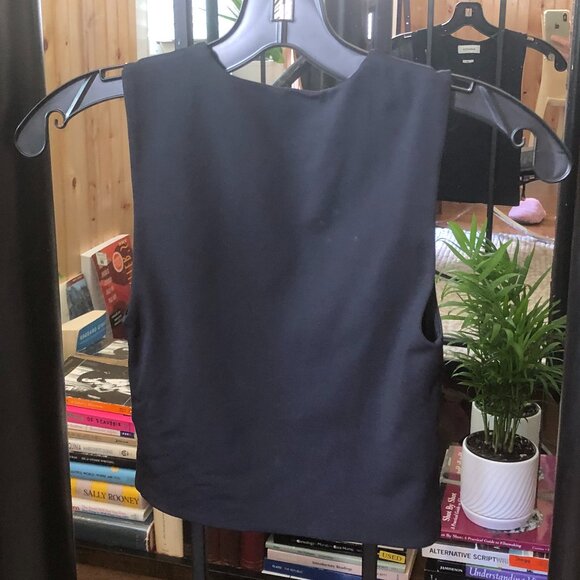 Aritzia Babaton Contour Muscle Tank - Picture 3 of 5